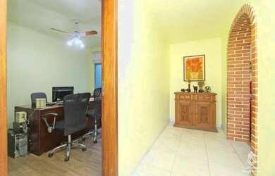 Imagem 8: Casa para Venda - 500m², 5 dormitórios, sendo 2 suites, 5 vagas - Menino...