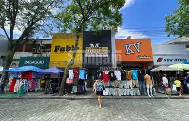 Imagem: O depósito possui 180m² de Área e está localizado em Campo
