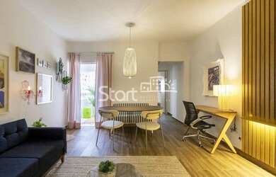 Imagem: O apartamento possui 1 Dormitório, 1 Banheiro, 1 Vaga na garagem