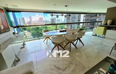 Imagem: O apartamento possui 4 Dormitórios, 3 Banheiros, 4 Vagas na