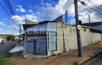 Imagem: O depósito possui 95m² de Área e está localizado em Campos