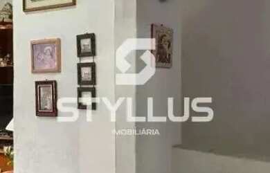 Imagem: A casa em condomínio possui 4 Dormitórios, 2 Banheiros, 1