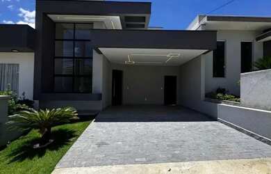 Imagem: A casa em condomínio possui 3 Dormitórios, 3 Banheiros, 2