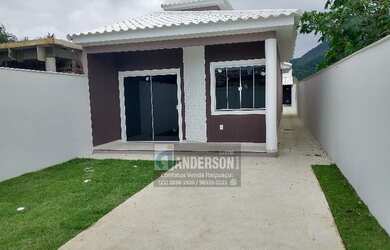 Imagem: A casa possui 2 Dormitórios, 1 Banheiro, 1 Vaga na garagem