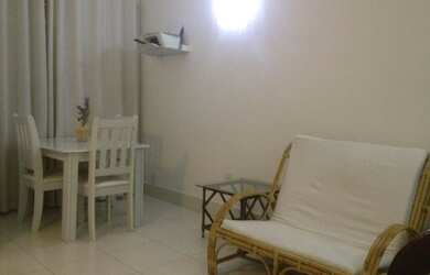 Imagem: A casa possui 3 Dormitórios, 1 Banheiro, 2 Vagas na garagem