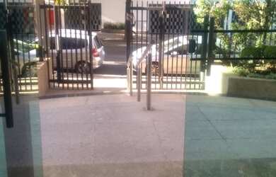 Imagem: O depósito possui 2 Vagas na garagem, 64m² de Área e está