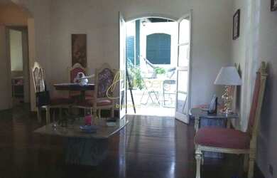 Imagem 13: Belíssima casa, espaçosa e em ótima localização. Confira