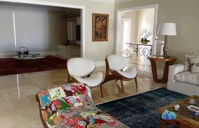 Imagem 8: Villaggio Felicitá - Luxuosa Casa com 4 Suítes, Piscina e Churrasqueira