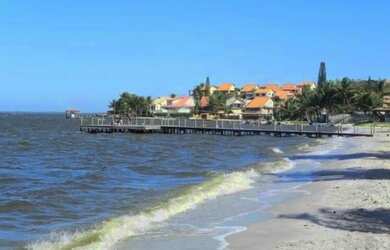 Imagem 1: Casa de Praia RJ troco por imóvel no DF, Iguaba Grande RJ, a 400m da praia local