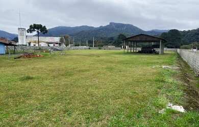 Imagem: O terreno possui 5.613m² de Área e está localizado em Urubici