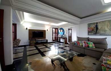 Imagem: A casa possui 5 Dormitórios, 5 Banheiros, 2 Vagas na garagem