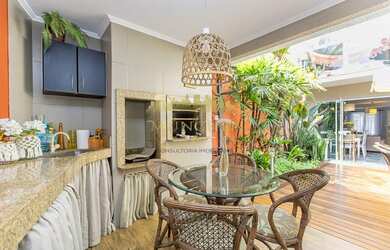 Imagem 7: Magnífica Casa triplex com estrutura belíssima, São Lourenço, 3 suítes,...