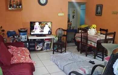 Imagem 3: Casa em pau amarelo. 1 Banheiroe2 Dormitórios