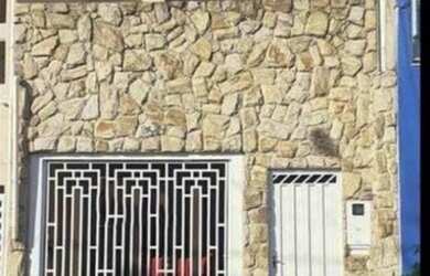 Imagem: A casa possui 3 Dormitórios, 2 Banheiros, 3 Vagas na garagem