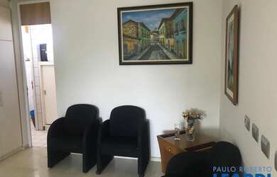 Imagem: O depósito possui 1 Vaga na garagem e 76m² de Área e está