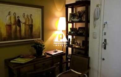 Imagem: A kitnet possui 1 Dormitório, 1 Banheiro, 32m² de Área e