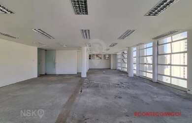 Imagem: O depósito possui 231m² de Área e está localizado em Centro