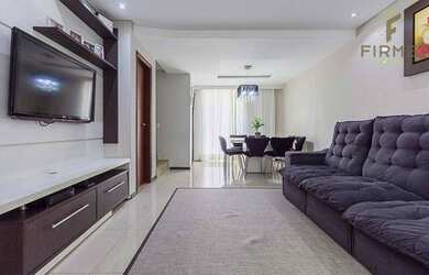 Imagem: A casa possui 3 Dormitórios, 3 Banheiros, 2 Vagas na garagem