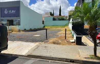 Imagem: O terreno possui 360m² de Área e está localizado em Jardim