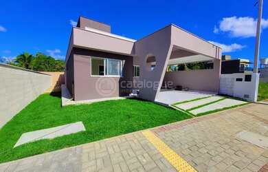 Imagem: A casa em condomínio possui 3 Dormitórios, 2 Banheiros, 2