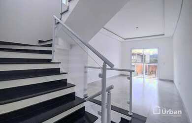 Imagem: A casa em condomínio possui 3 Dormitórios, 3 Banheiros, 4