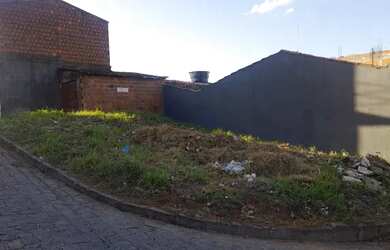 Imagem: O terreno possui 113m² de Área e está localizado em Guarabira