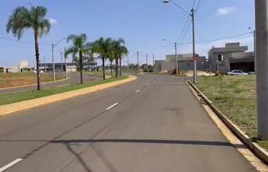 Imagem: O terreno possui 266m² de Área e está localizado em São