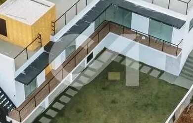 Imagem: A casa em condomínio possui 3 Dormitórios, 3 Banheiros, 4