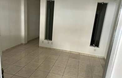 Imagem 3: Casa 2/4 Castro Neves. 6.500m² de Área, 1 Vaga na garageme2 Dormitórios