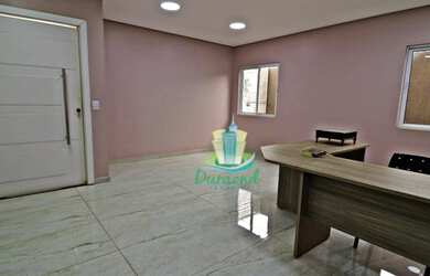 Imagem 4: Sobrado com 4 dormitórios com 305 m² à venda por R$ 1.500.000 ou aluguel por R$ 7.000/mês