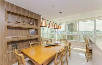 Imagem: O apartamento possui 3 Dormitórios, 3 Banheiros, 2 Vagas na