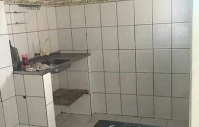 Imagem: A casa possui 3 Dormitórios, 2 Banheiros e está localizado