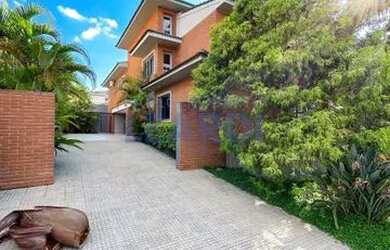 Imagem: A casa em condomínio possui 3 Dormitórios, 3 Banheiros, 5