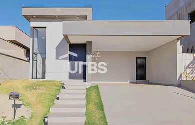 Imagem: A casa em condomínio possui 3 Dormitórios, 4 Banheiros, 2