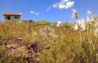 Imagem: O terreno possui 300m² de Área, Imóvel novo e está localizado