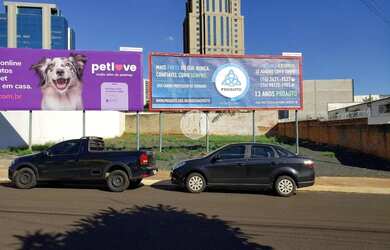 Imagem: O terreno possui 330m² de Área e está localizado em Alto