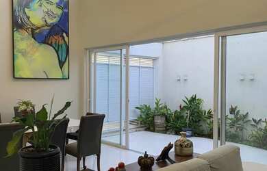 Imagem: A casa em condomínio possui 3 Dormitórios, 5 Banheiros, 4