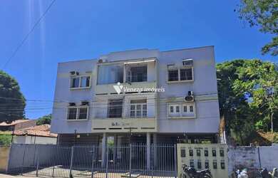 Imagem: O apartamento possui 3 Dormitórios, 1 Banheiro, 1 Vaga na garagem