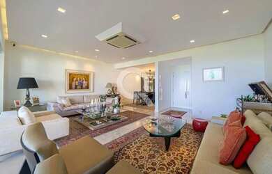 Imagem 7: Imóvel para aluguel possui 292 metros quadrados com 4 quartos