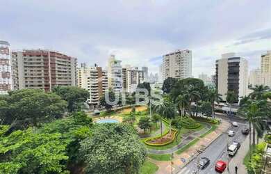 Imagem: O apartamento possui 4 Dormitórios, 5 Banheiros, 3 Vagas na