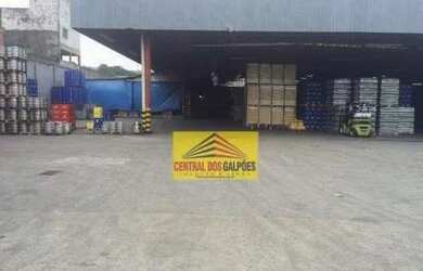 Imagem: O depósito possui 11.250m² de Área e está localizado em