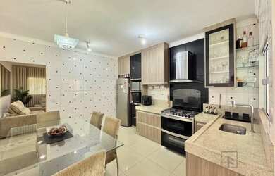 Imagem 8: Casa reformada com 3 quartos sendo uma suíte a venda no bairro Parque...