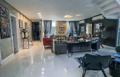 Imagem 3: Excelente Duplex no Condomínio Alphaville 1. 495m2, 4 Suítes, Piscina,...