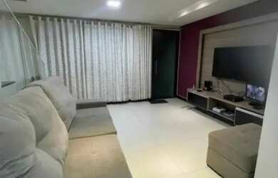 Imagem: A casa possui 2 Dormitórios e está localizado em Xerém