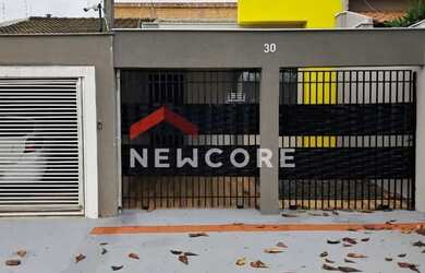 Imagem: A casa possui 2 Dormitórios, 2 Banheiros, 1 Vaga na garagem