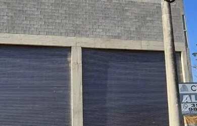 Imagem: O depósito possui 400m² de Área e está localizado em Benfica