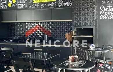 Imagem: A casa possui 2 Dormitórios, 1 Banheiro, 2 Vagas na garagem