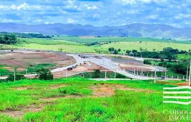 Imagem: O terreno possui 258m² de Área e está localizado em Parque