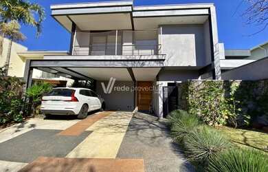 Imagem: A casa em condomínio possui 4 Dormitórios, 5 Banheiros, 4