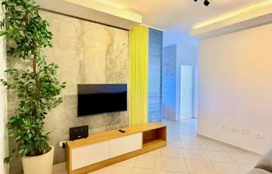 Imagem: O apartamento possui 2 Dormitórios, 2 Banheiros, 2 Vagas na